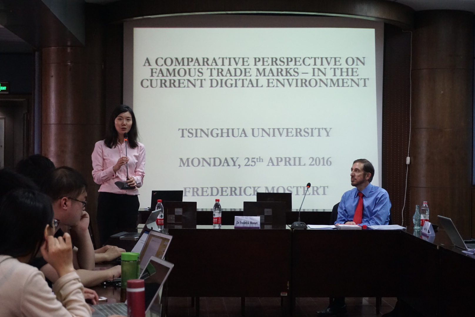 1462542985119018110.jpg Mostert lecture photo 1.jpg